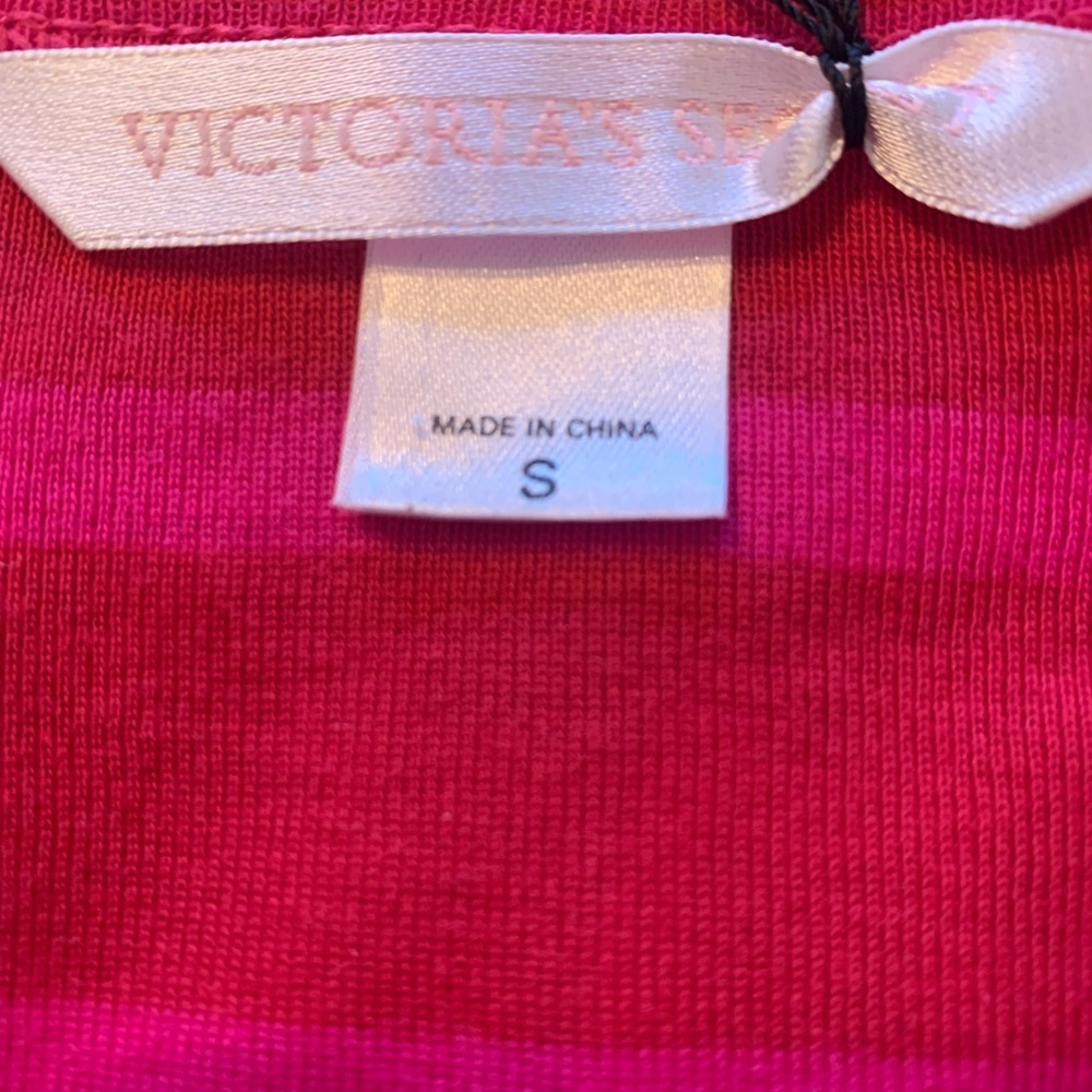 Victoria’s Secret Pink Stripe Lounge Top Size S Pajama Tee Logo - Picture 2 of 3